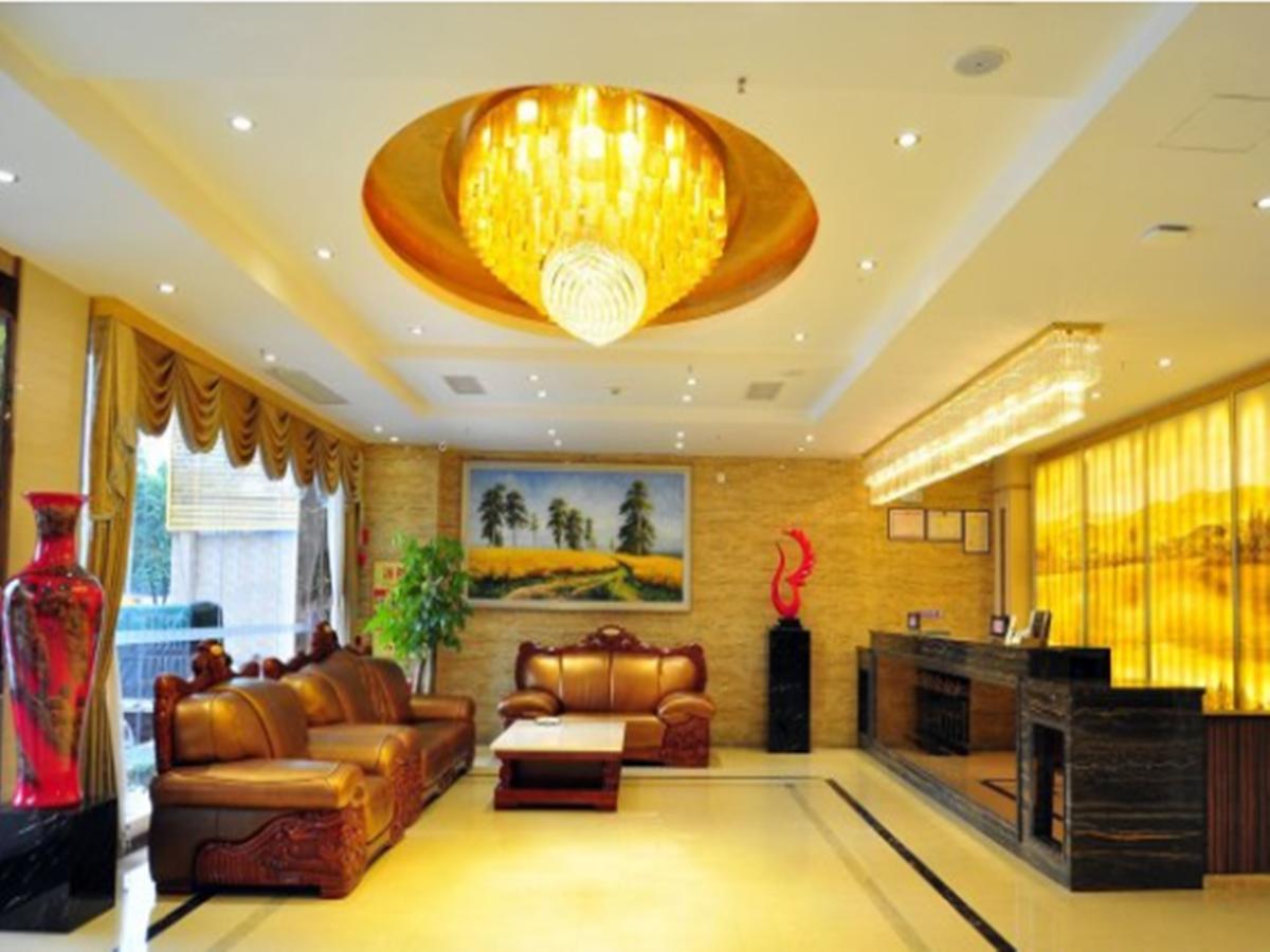 Lavande Hotel Wuhan Railway Station Exterior foto