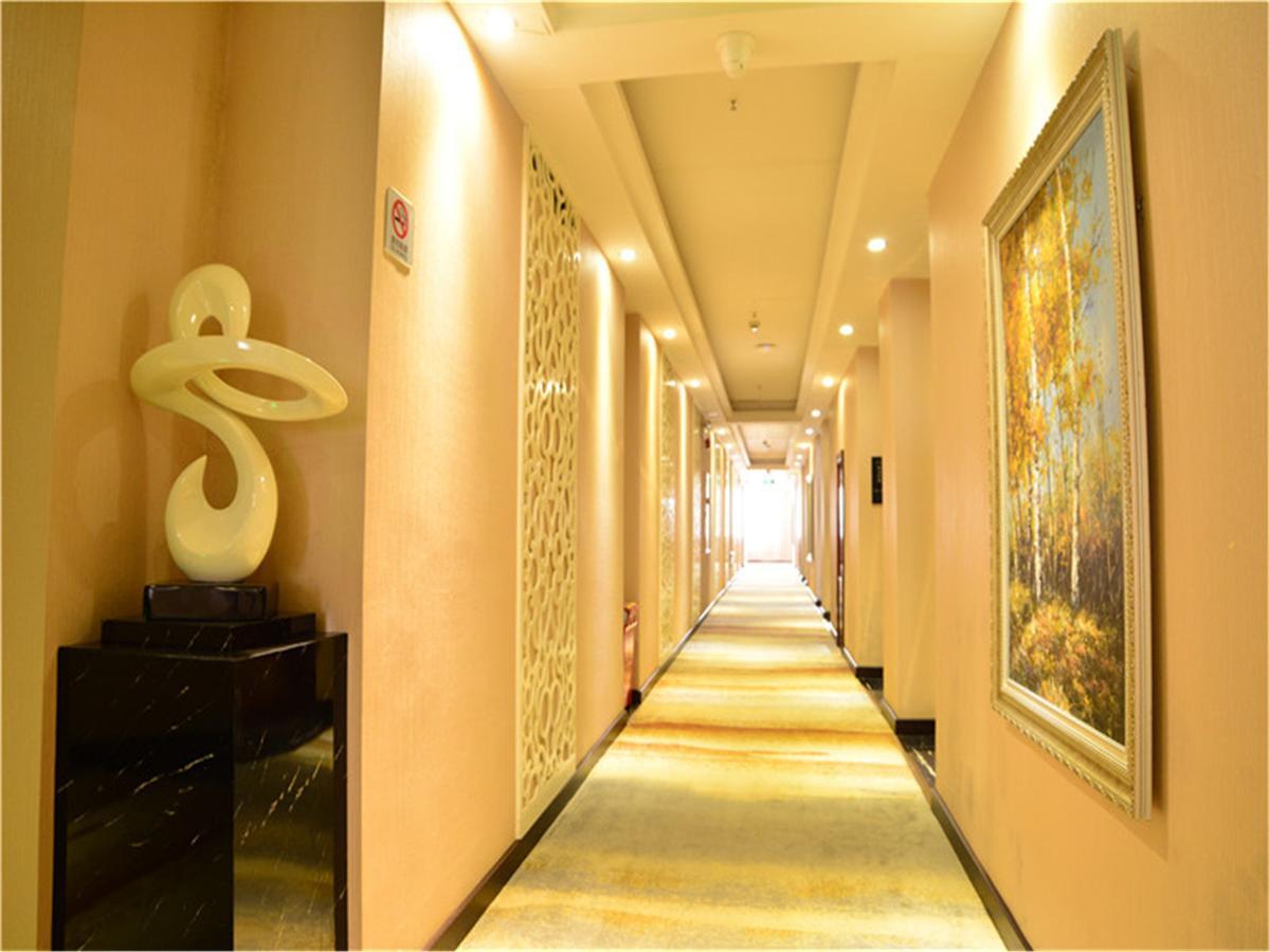 Lavande Hotel Wuhan Railway Station Exterior foto